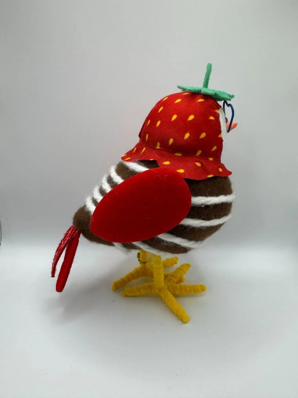 Spritz Target Bird 2021 ROWAN Featherly Friends Valentine’s Chocolate Strawberry